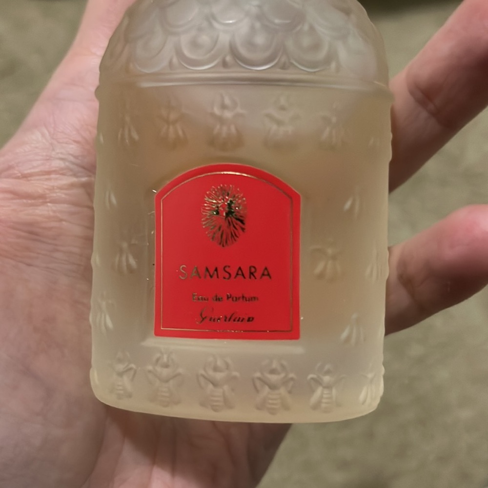 Samsara 50 mL —only sprayed a handful of times. Classic scent.